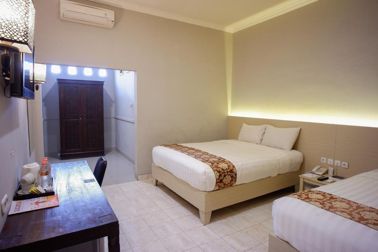 Front One Yogyakarta Guest house