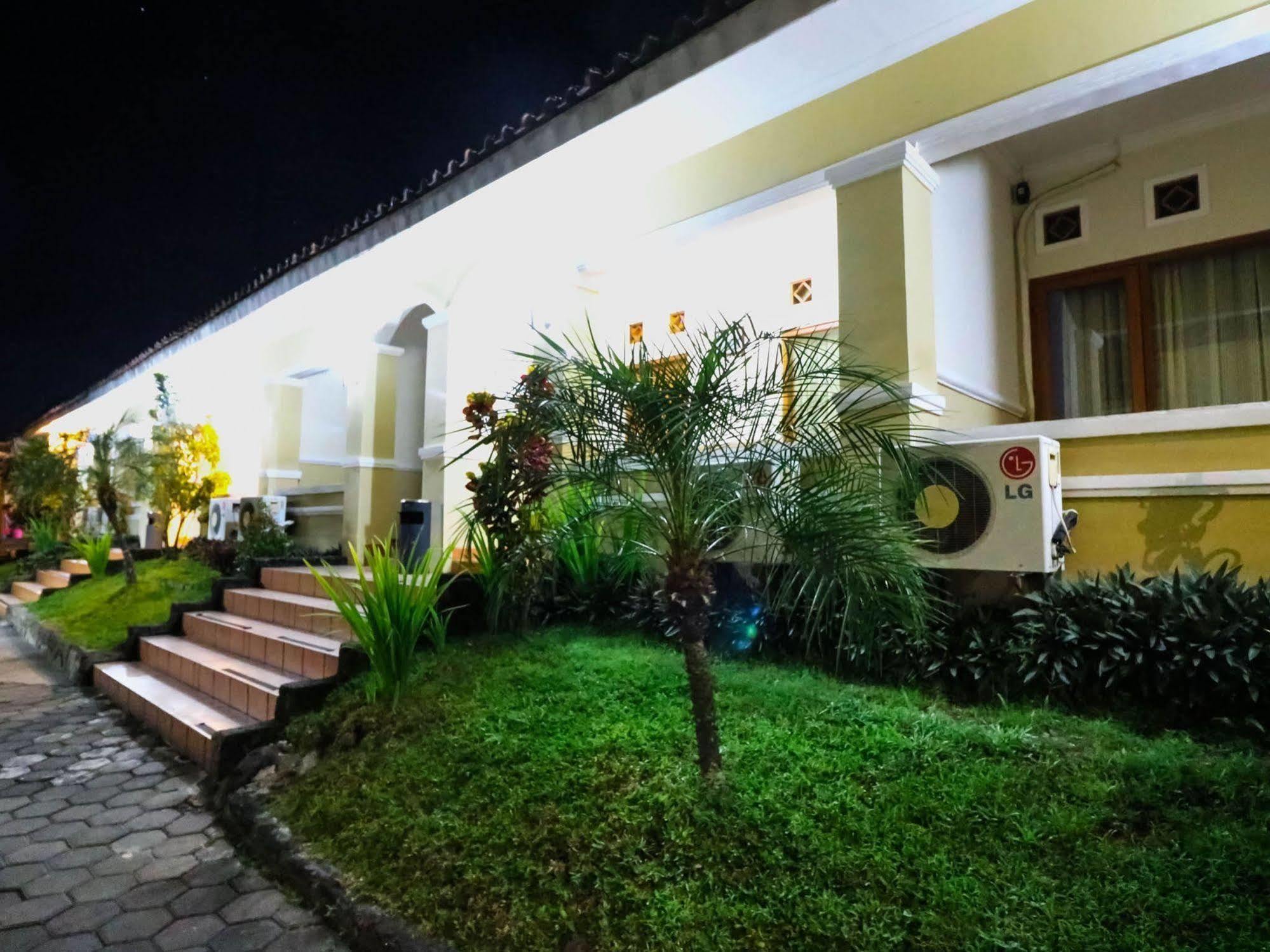 Front One Yogyakarta