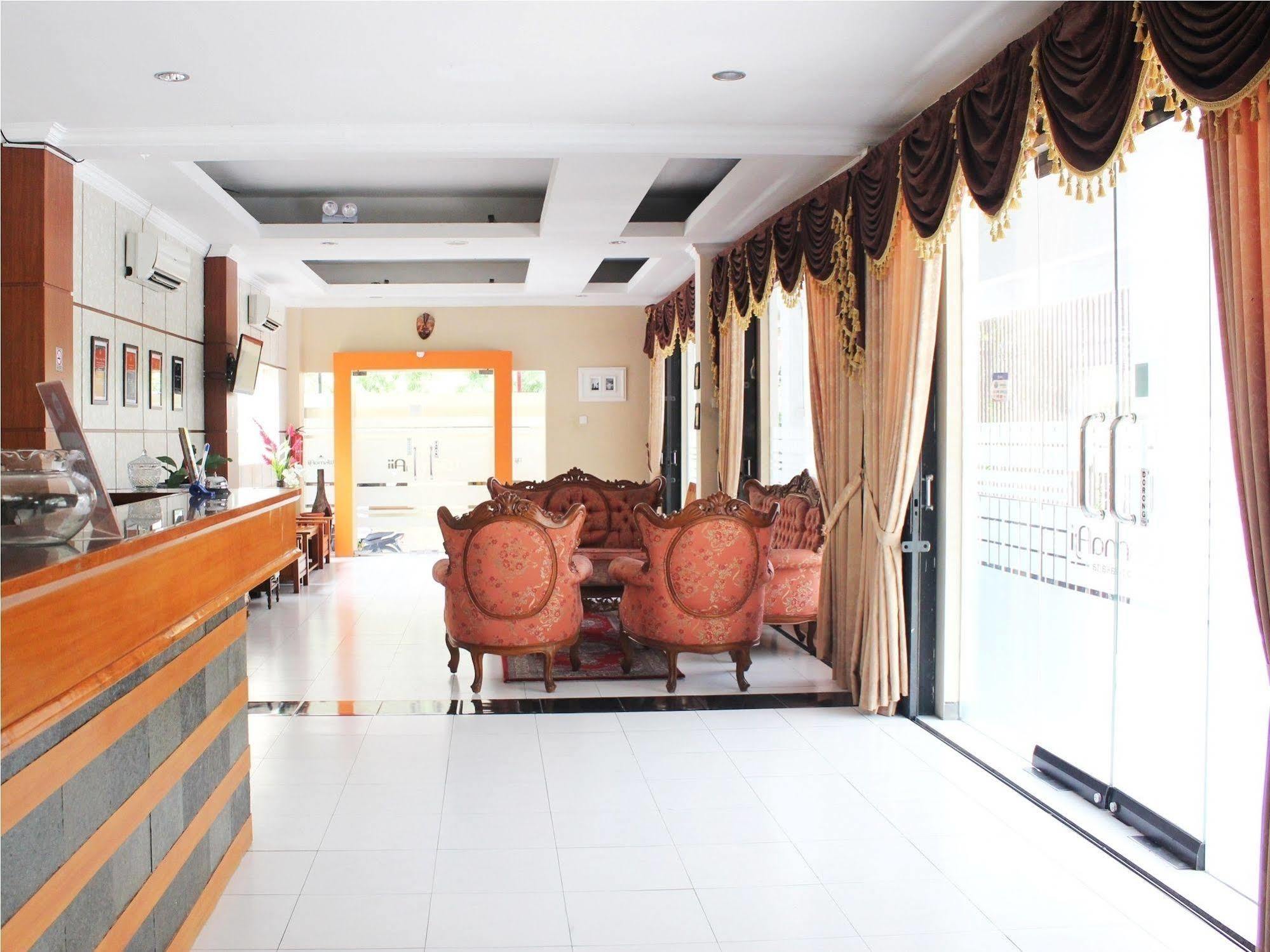 Front One Yogyakarta 3* Maguwo