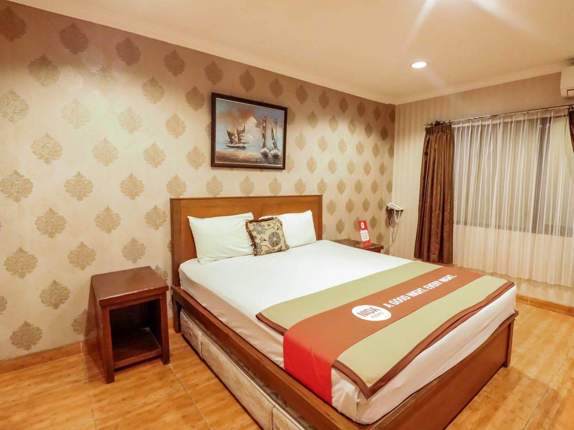 Guest house Front One Yogyakarta 3*