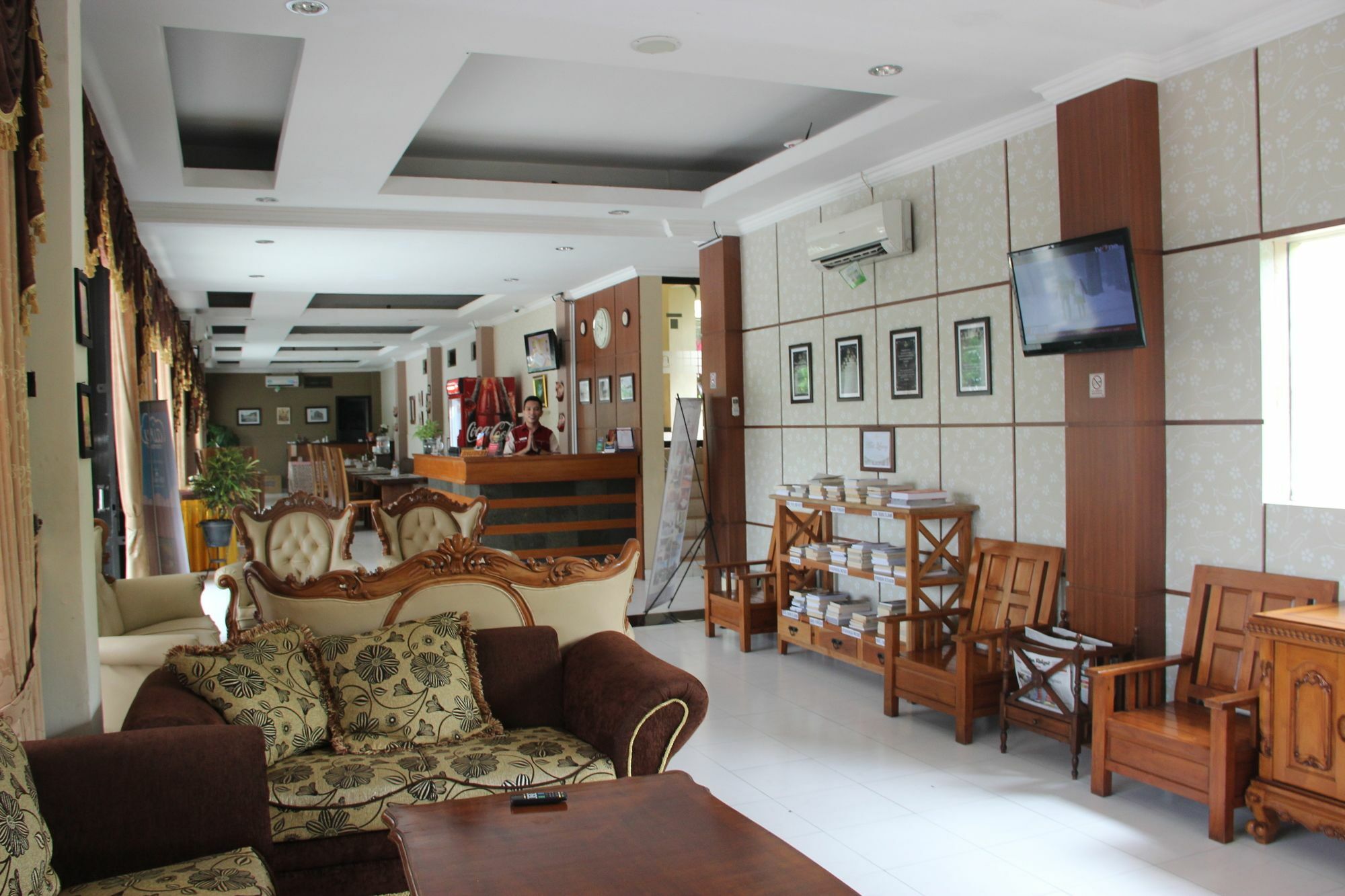 Front One Yogyakarta Guest house 3*
